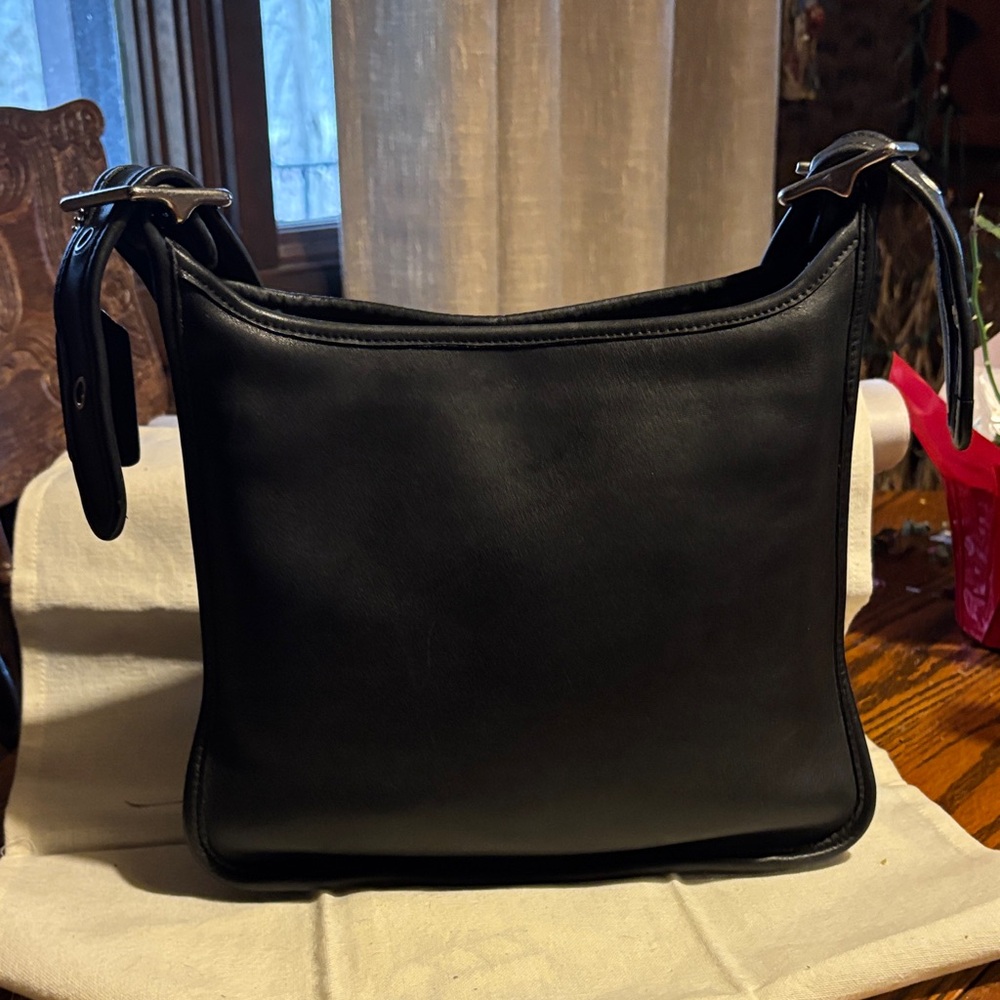 Coach Black Leather Shoulder Bag
